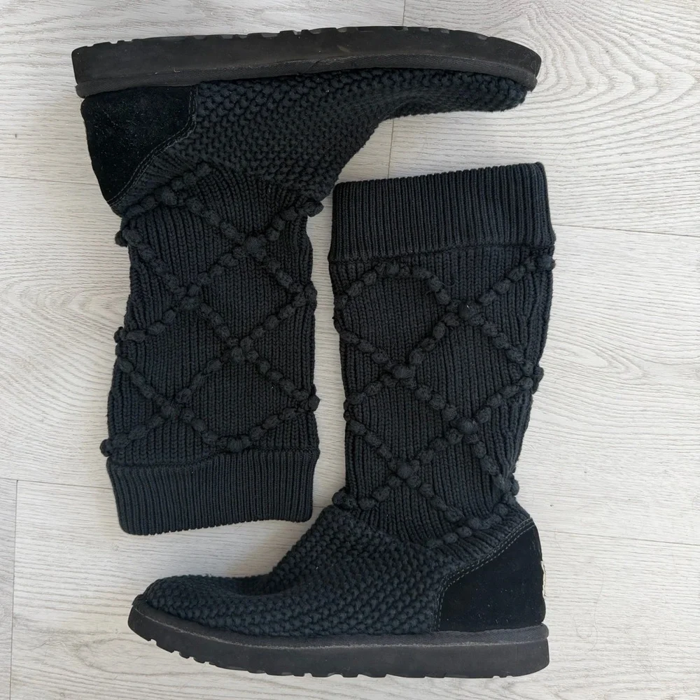 UGG Australia 'Classic Argyle' Black Textured Sweater Knit Boot Size 10